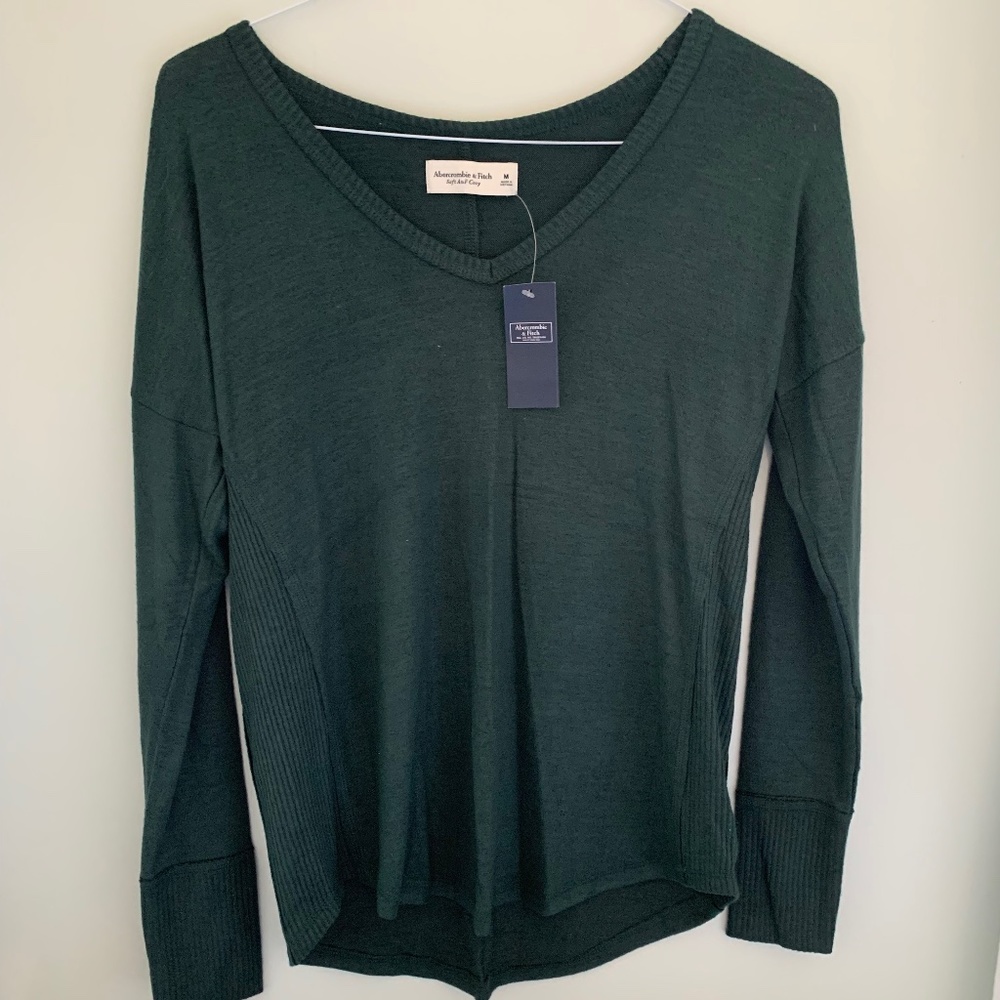 Abercrombie & Fitch Green Sweater